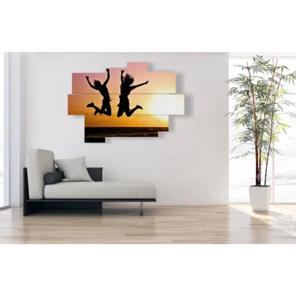 Paintings with images of friendship