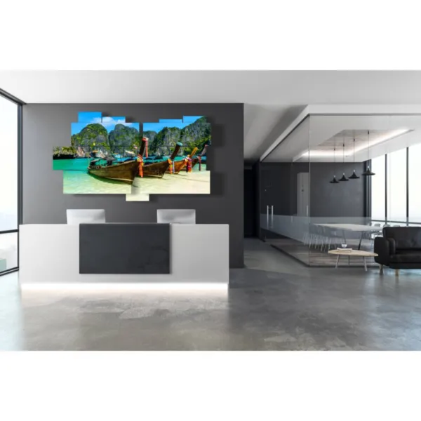 Nautikale Gemälde am Ufer