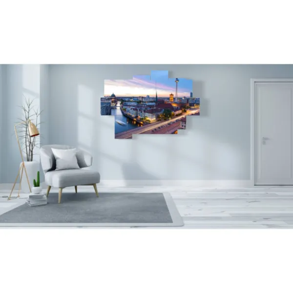 Decorated room with Berlin paintings