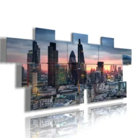 painting with photo of London Tower