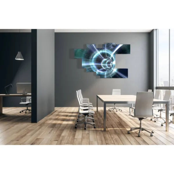 arredamento con quadri astratti