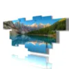 Tableaux avec un lac embrassé par les montagnes