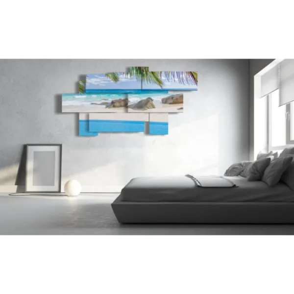 arredo con dipinto al mare