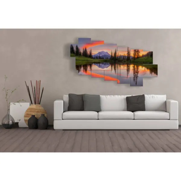 Decoraciones del alba en el lago