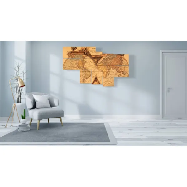 Schrank mit Weltkarten im Shabby Chic Stil