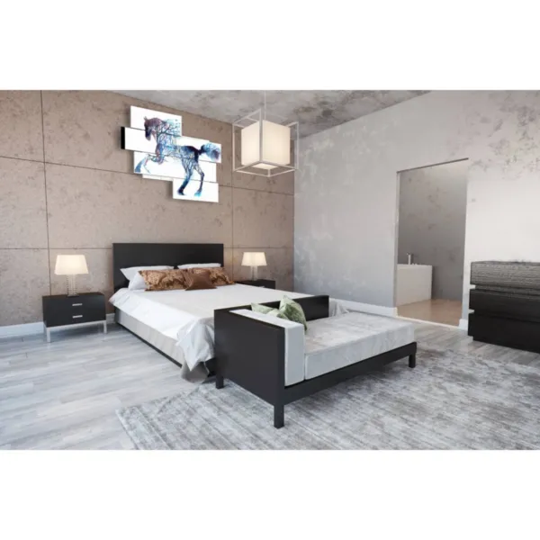 Landschaftsgemälde mit galoppierenden Pferden im rustikalen Stil