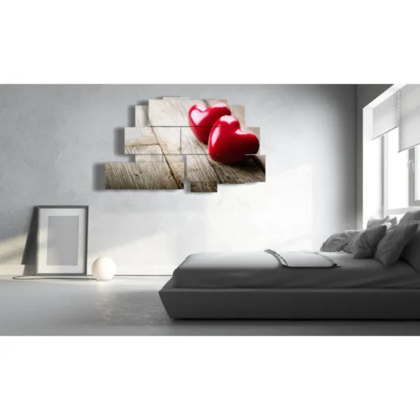 Paintings with romantic hearts