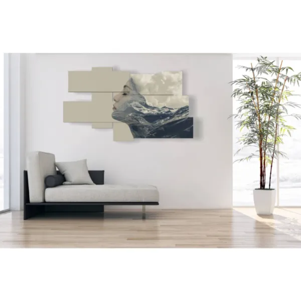 Prints of women at the sea