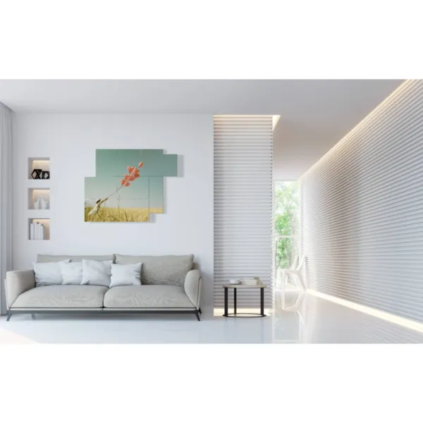 Paintings with heart-shaped balloons