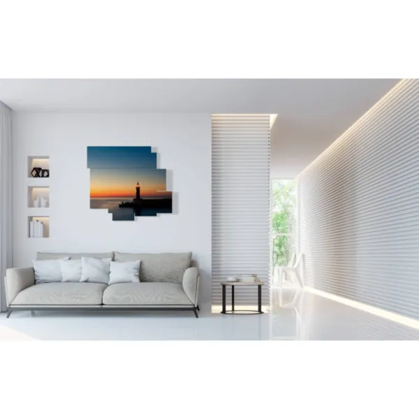 Mural faro en el mar