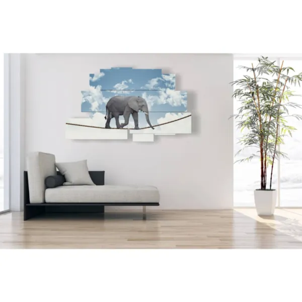 Decorations with little elephants