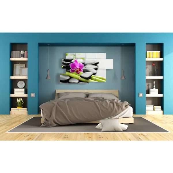 Pictures with stones and flowers