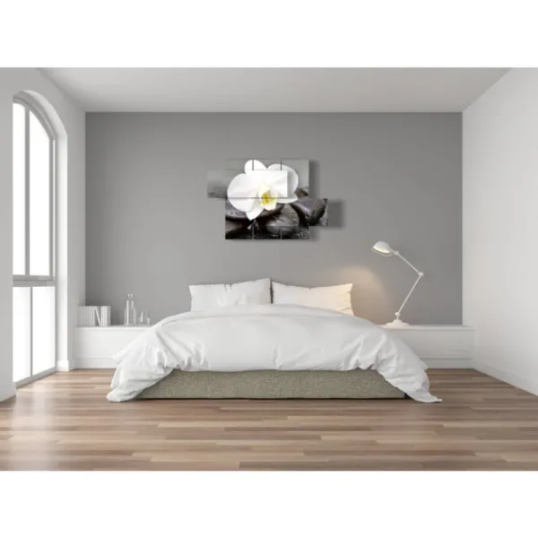 Décorations avec des fleurs blanches