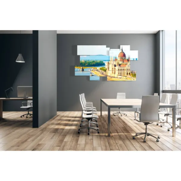 poster con foto del parlamento di Budapest