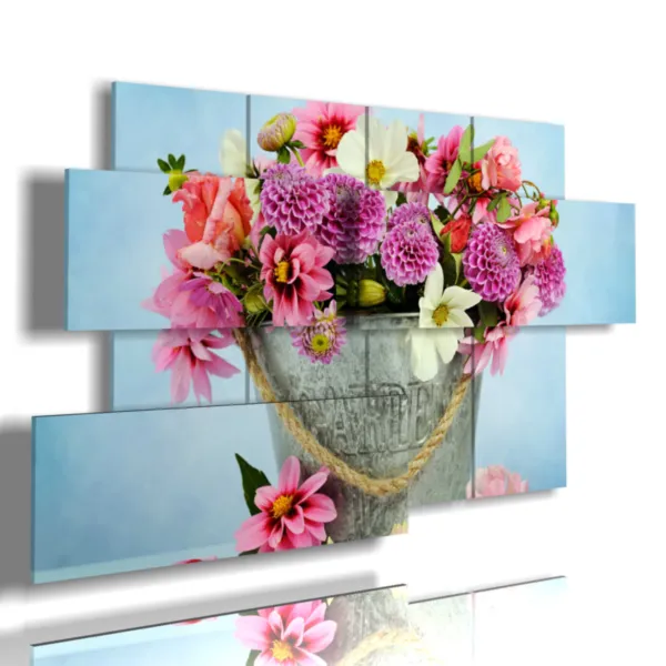 Paintings with flowers in a vase